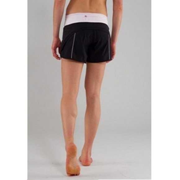 Lululemon ALL SPORT Shorts 4" Inseam Black & Light Pink Womens Size 4 - Picture 1 of 5